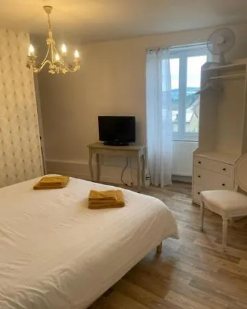 Au Clos Des Ormes Dompierre-les-Ormes Room photo